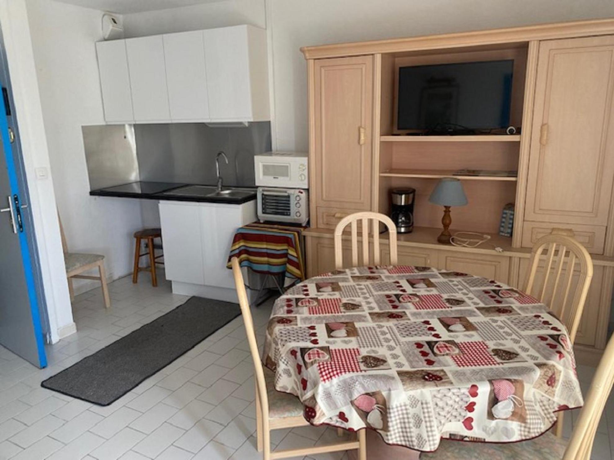 Vittoria Immobilier 12 -Reglement Sur Place - Cheques Vacances Acceptes La Grande-Motte Kamer foto